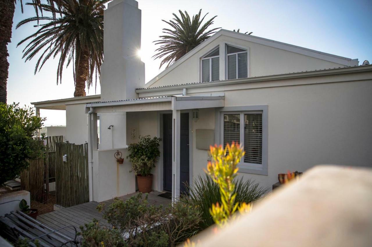 Palm Villa Cottage 科梅奇 外观 照片