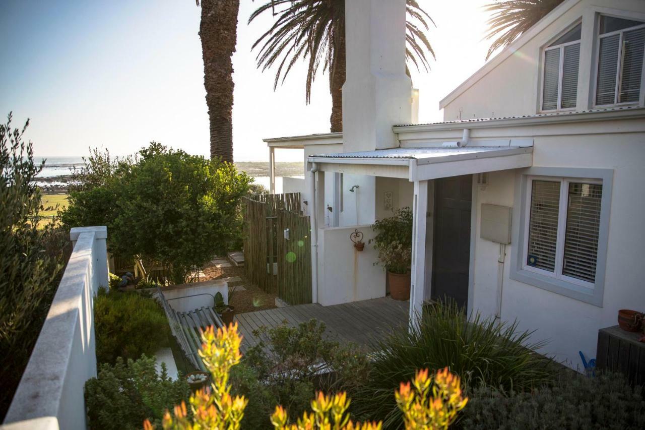 Palm Villa Cottage 科梅奇 外观 照片